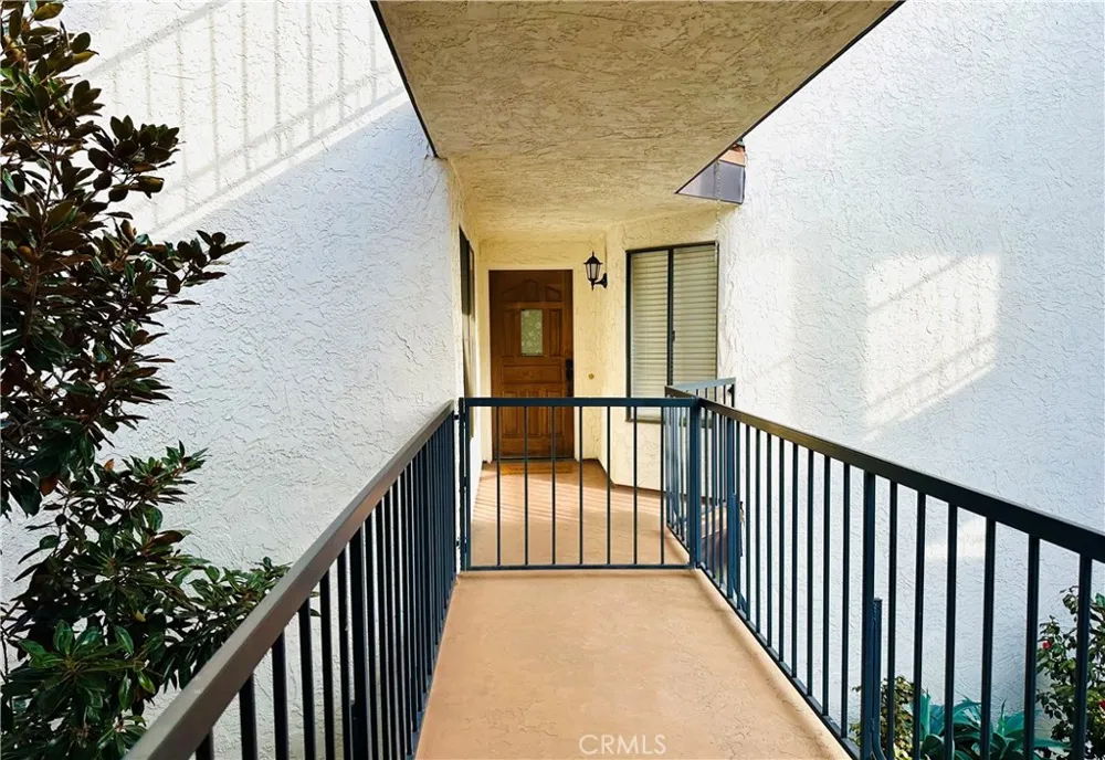 3525 Lebon Drive #204 San Diego, CA 92122