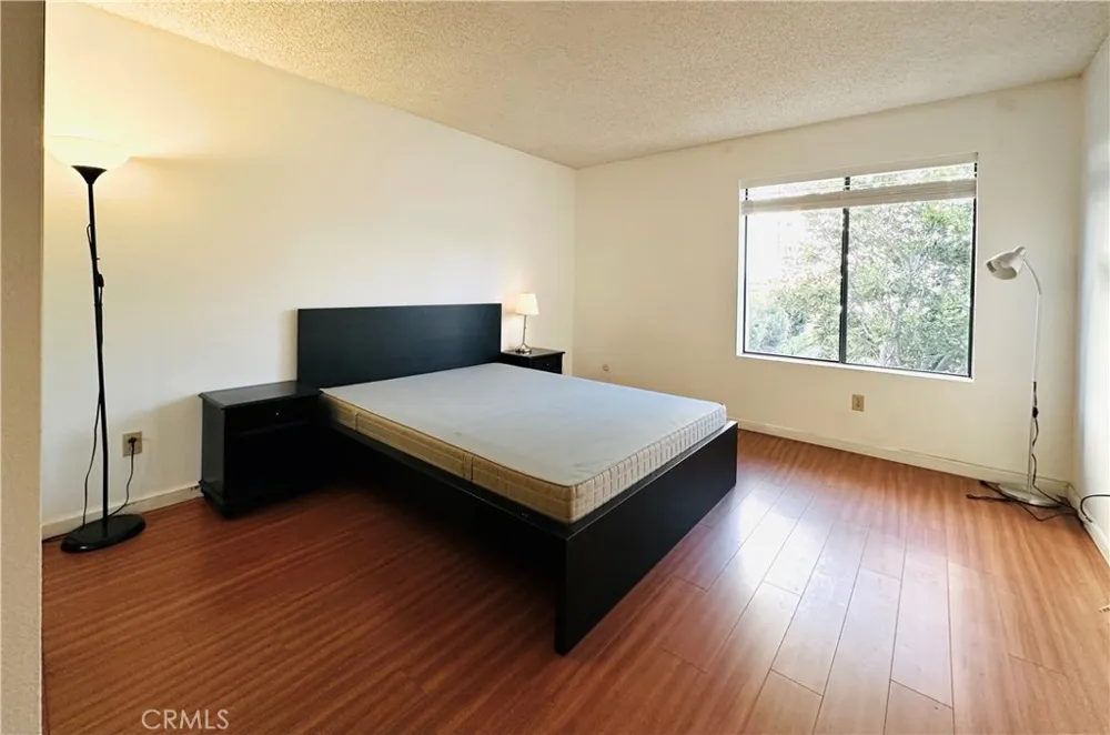 3525 Lebon Drive #204 San Diego, CA 92122
