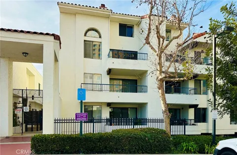 3525 Lebon Drive #204