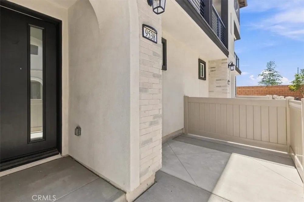 9538 Hannah Way Riverside, CA 92503