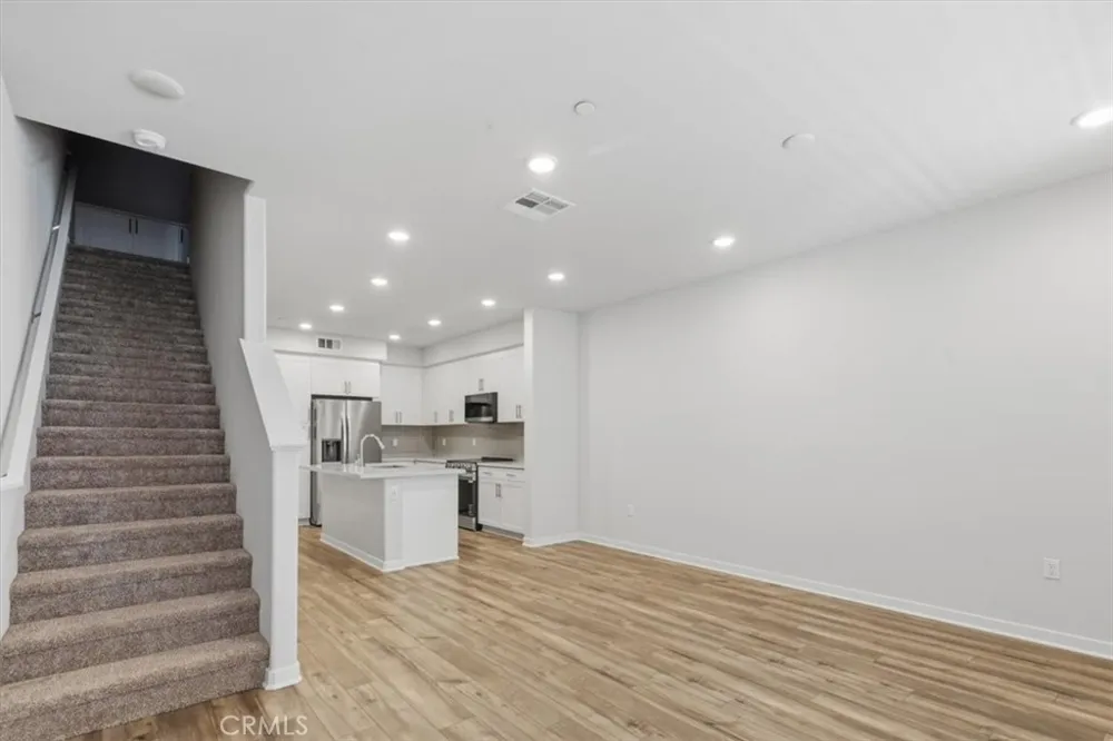 9538 Hannah Way Riverside, CA 92503