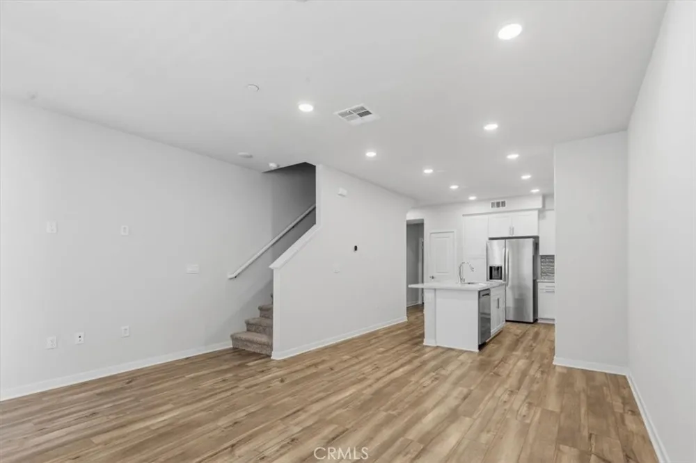 9538 Hannah Way Riverside, CA 92503