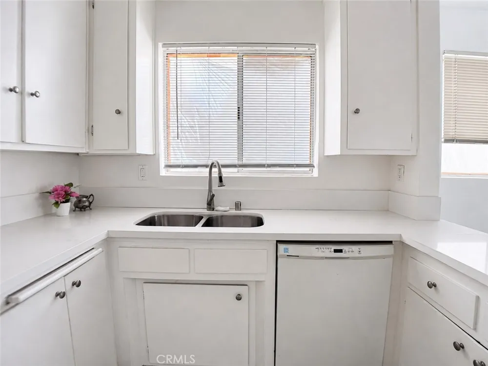 1101 Lincoln Boulevard #1A Santa Monica, CA 90403