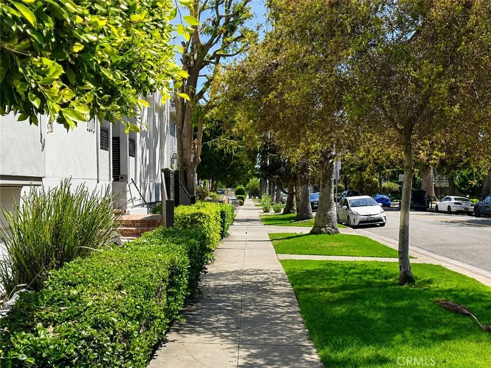 1101 Lincoln Boulevard #1A Santa Monica, CA 90403