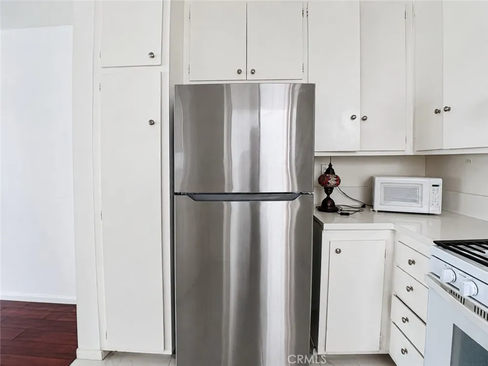 1101 Lincoln Boulevard #1A Santa Monica, CA 90403