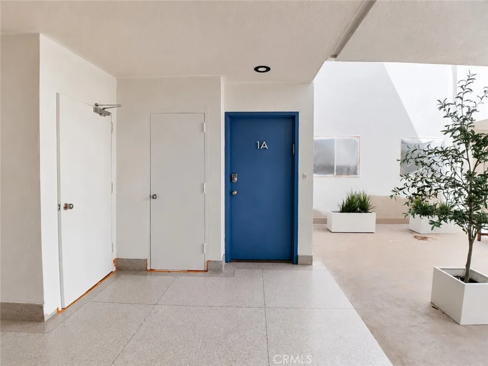 1101 Lincoln Boulevard #1A Santa Monica, CA 90403