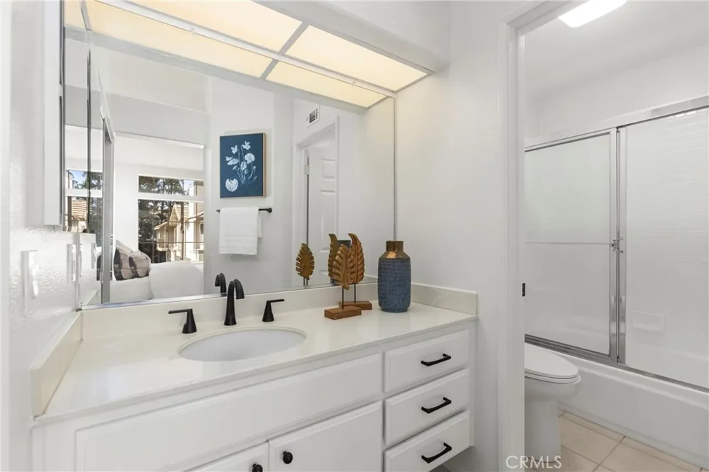 8033 E Snapdragon Anaheim Hills, CA 92808