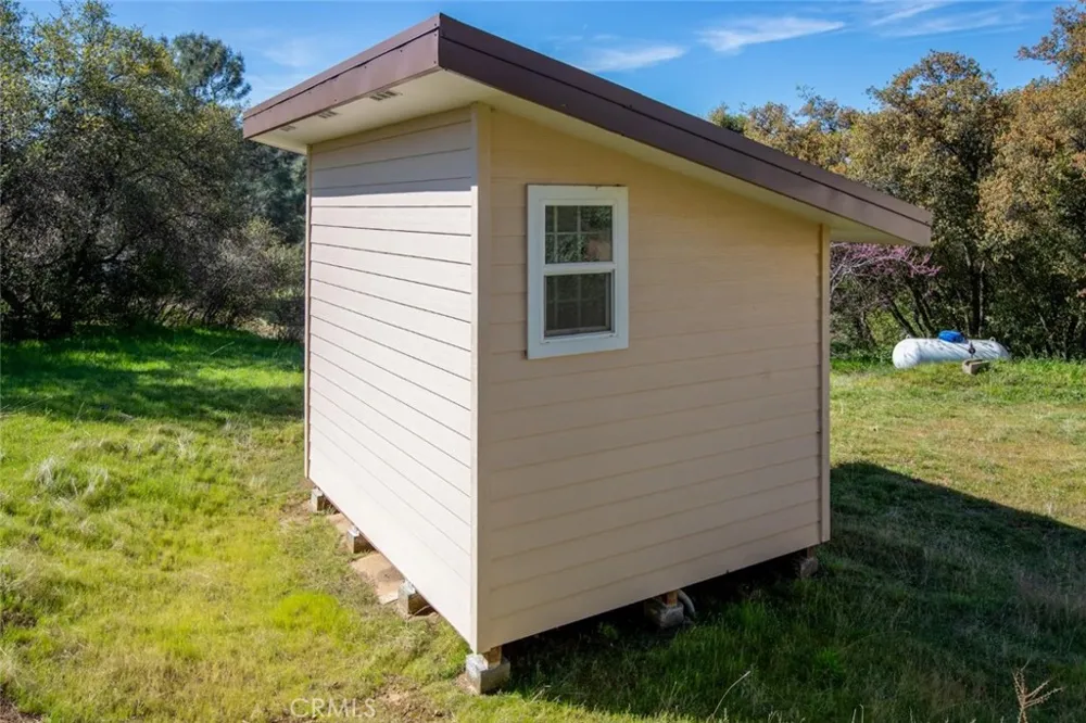 44981 Todd Eymann Road Miramonte, CA 93641