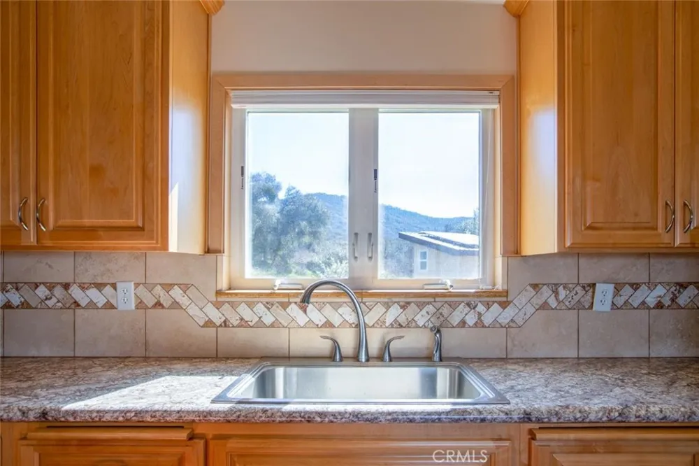 44981 Todd Eymann Road Miramonte, CA 93641