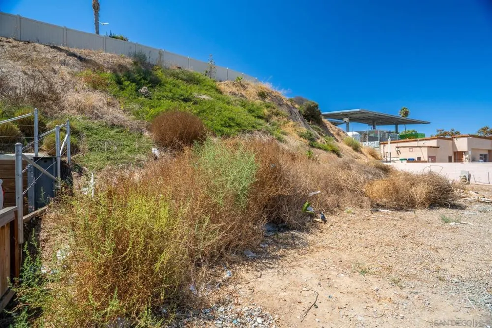 47 St San Diego, CA 92102