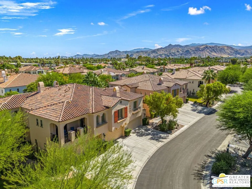 396 Ameno Drive Palm Springs, CA 92262
