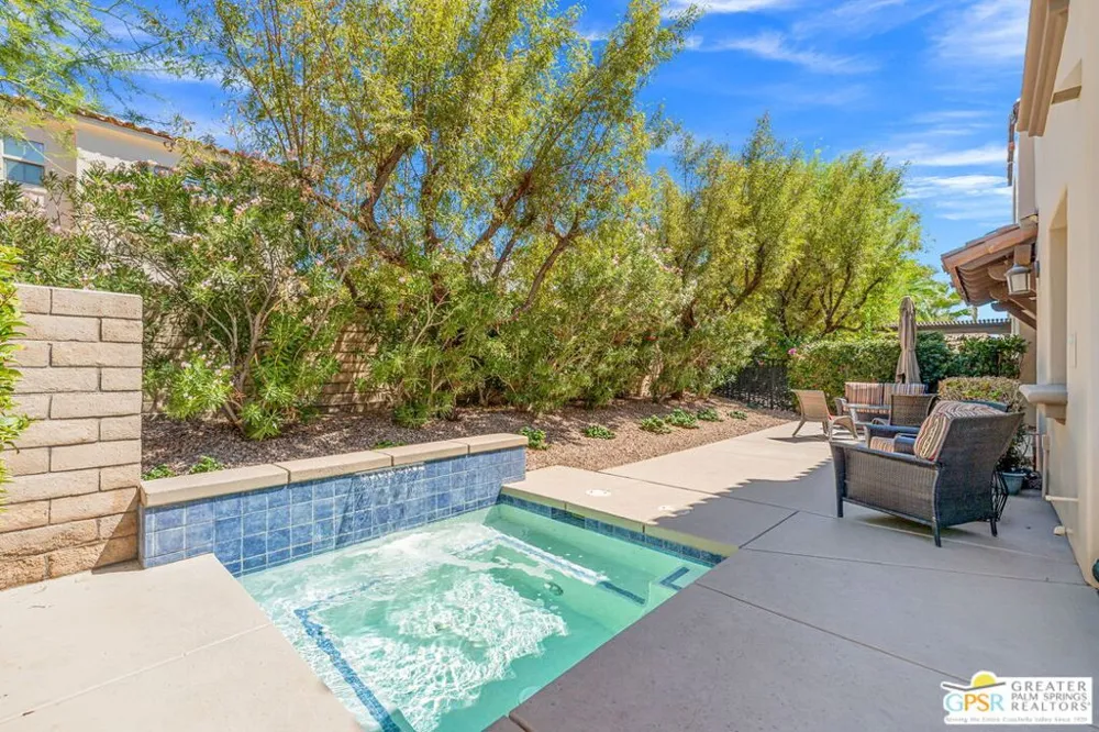 396 Ameno Drive Palm Springs, CA 92262