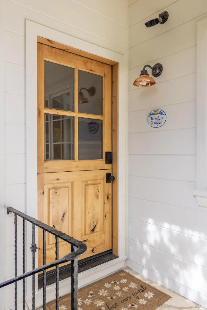24571 Portola Avenue Carmel, CA 93923