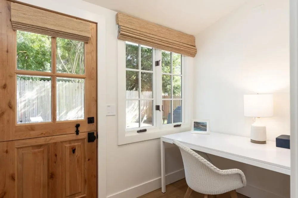 24571 Portola Avenue Carmel, CA 93923