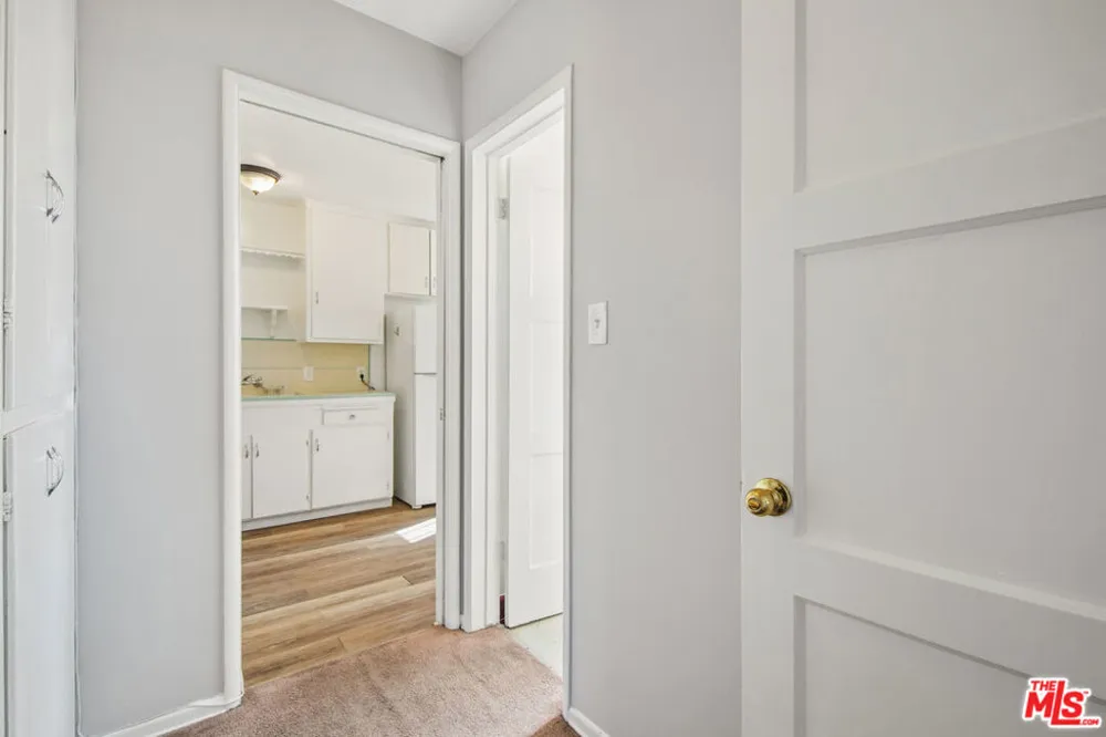 4951 Cahuenga Boulevard #4951A North Hollywood, CA 91601
