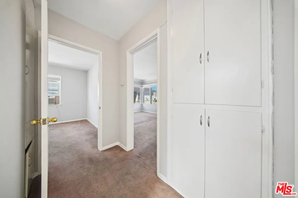 4951 Cahuenga Boulevard #4951A North Hollywood, CA 91601