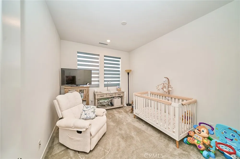 10526 Triple Crown Lane Cypress, CA 90720