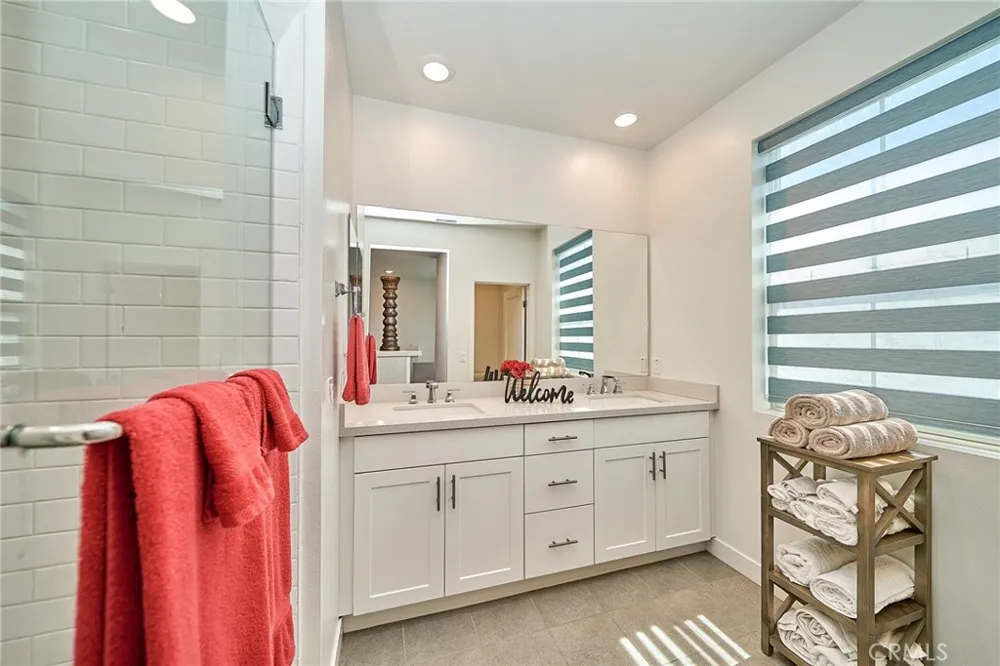 10526 Triple Crown Lane Cypress, CA 90720