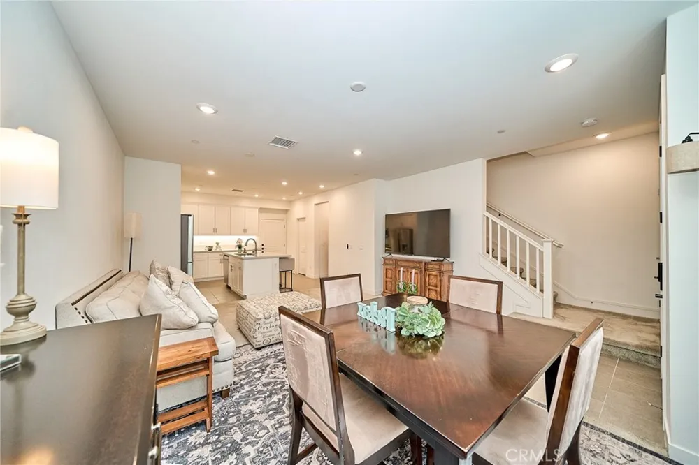 10526 Triple Crown Lane Cypress, CA 90720