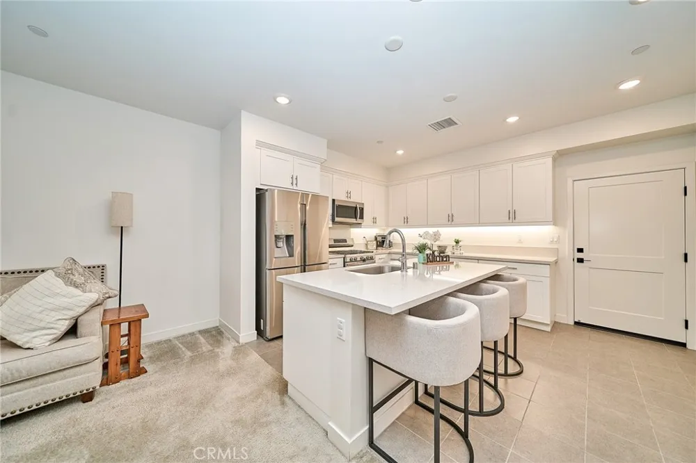 10526 Triple Crown Lane Cypress, CA 90720