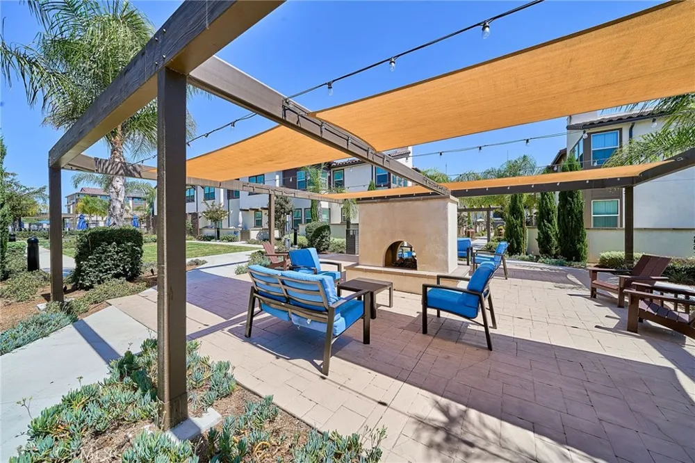 10526 Triple Crown Lane Cypress, CA 90720