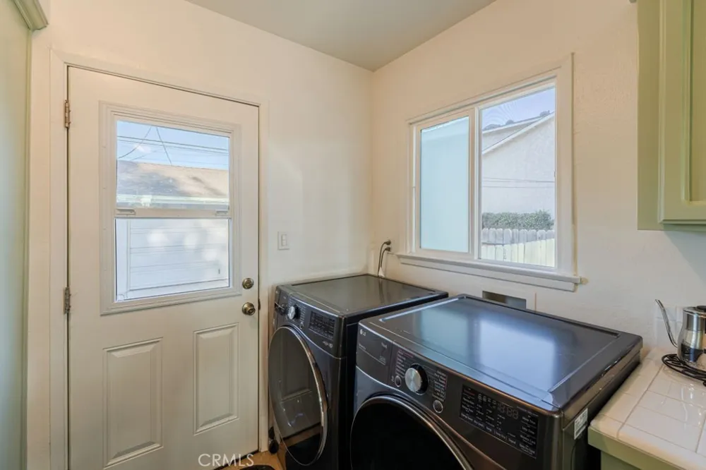 4344 Gondar Lakewood, CA 90713