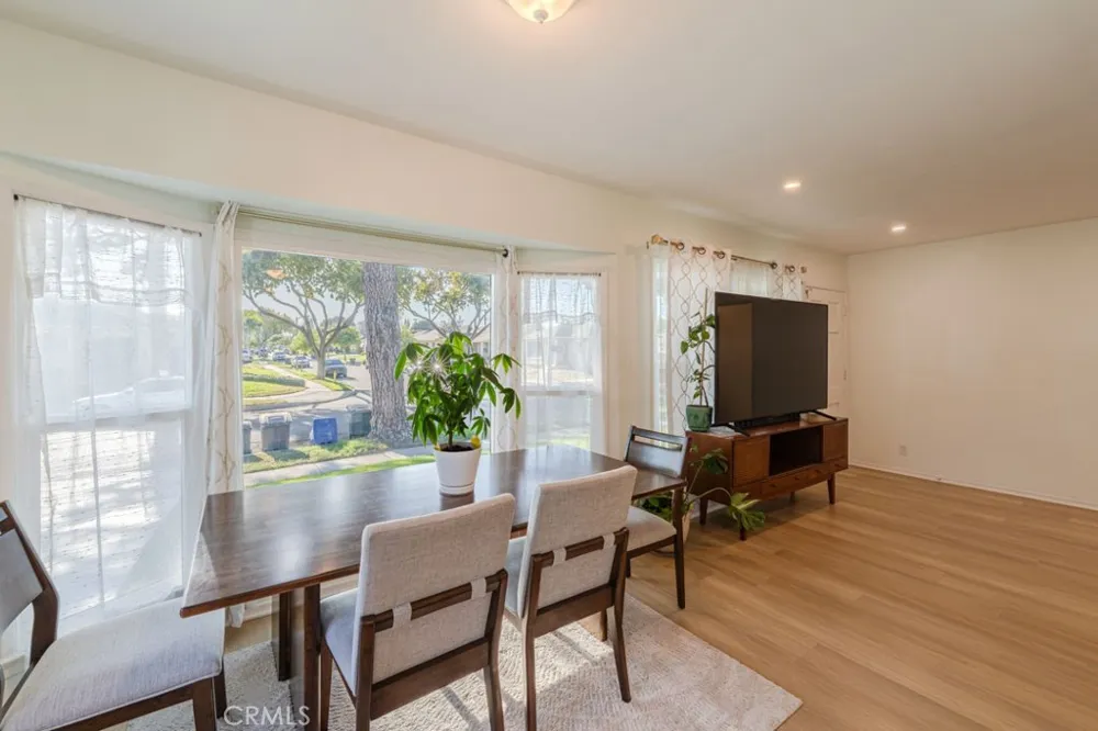 4344 Gondar Lakewood, CA 90713