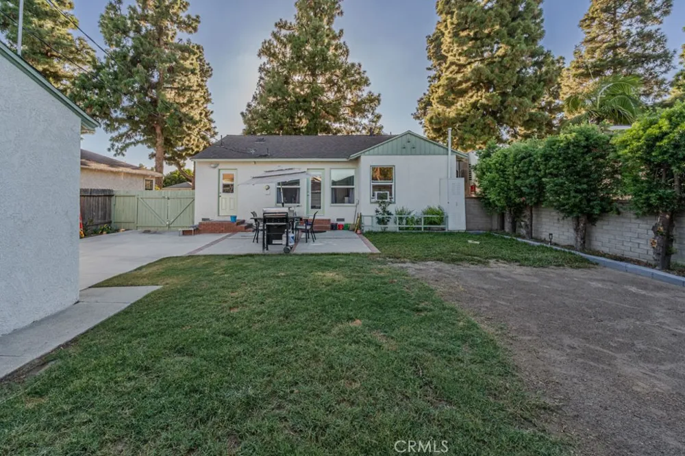 4344 Gondar Lakewood, CA 90713