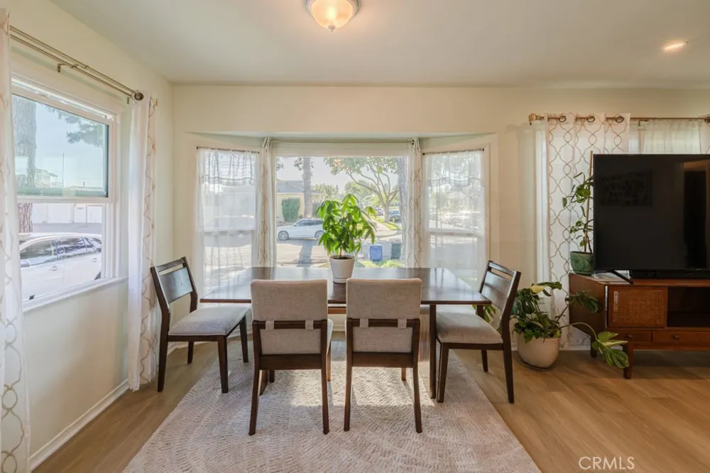 4344 Gondar Lakewood, CA 90713