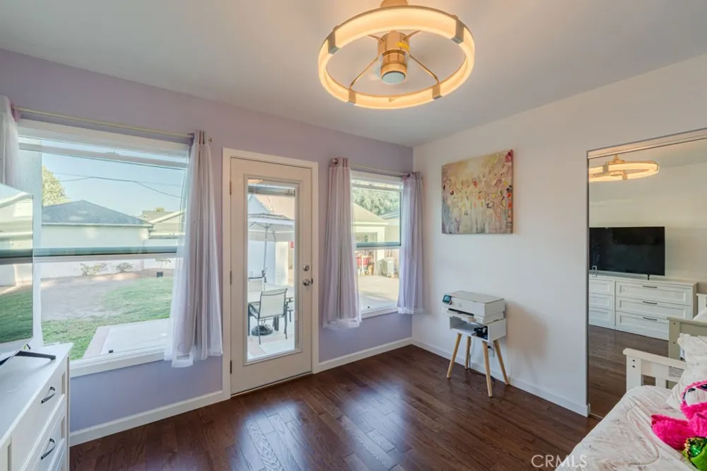 4344 Gondar Lakewood, CA 90713