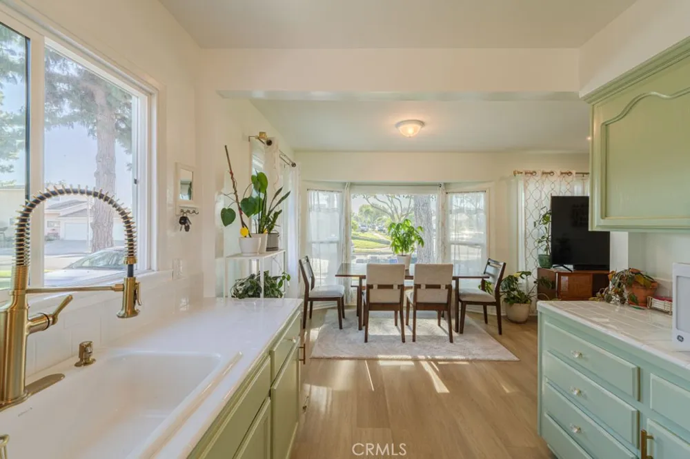4344 Gondar Lakewood, CA 90713