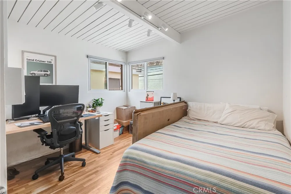 447 30th Hermosa Beach, CA 90254