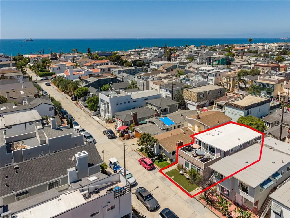 447 30th Hermosa Beach, CA 90254