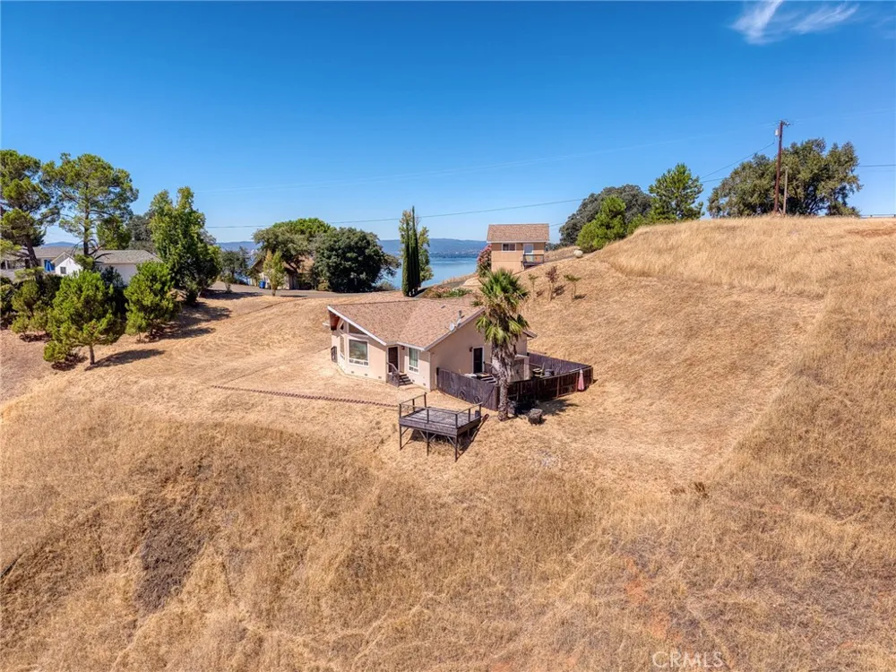 7741 Al Lucerne, CA 95443