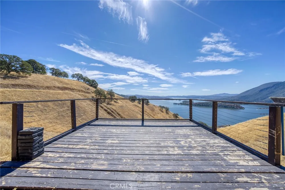 7741 Al Lucerne, CA 95443