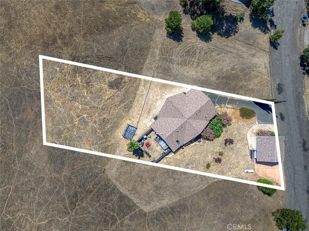 7741 Al Lucerne, CA 95443
