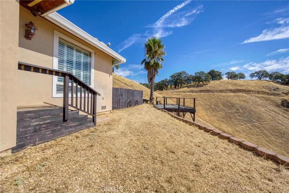 7741 Al Lucerne, CA 95443