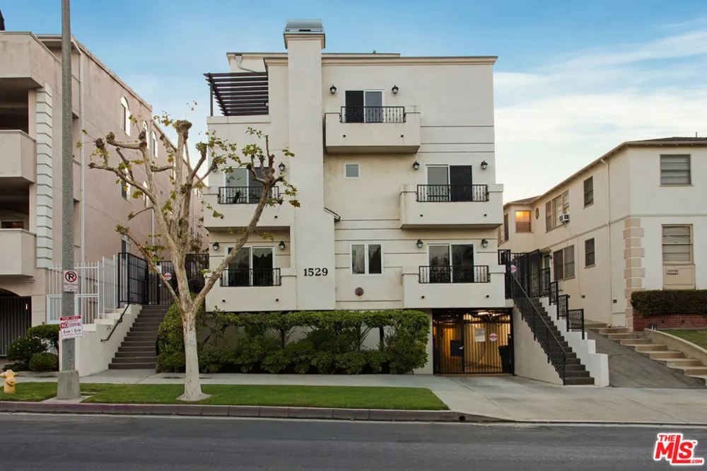 1529 S Beverly Drive #5 Los Angeles, CA 90035
