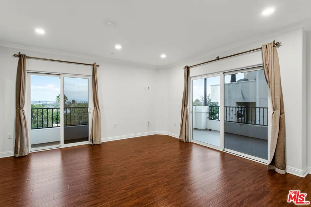 1529 S Beverly Drive #5 Los Angeles, CA 90035