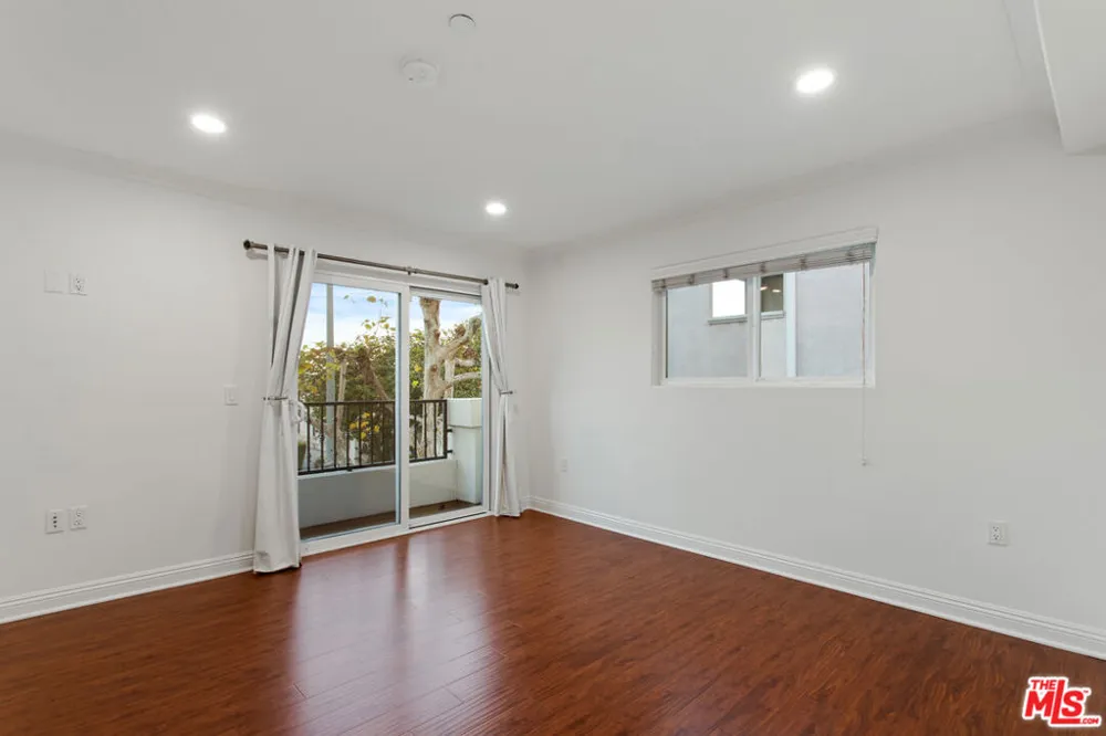 1529 S Beverly Drive #5 Los Angeles, CA 90035