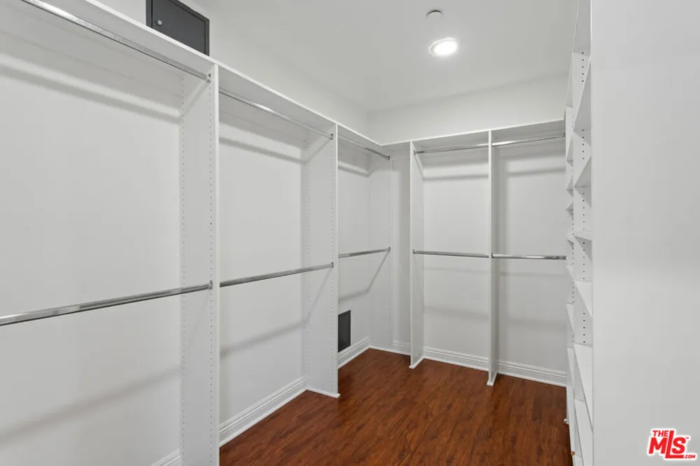1529 S Beverly Drive #5 Los Angeles, CA 90035
