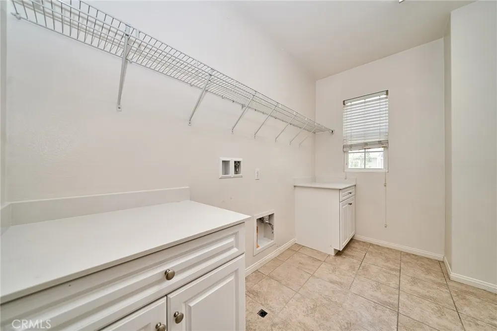 2876 E Via Terrano Ontario, CA 91764