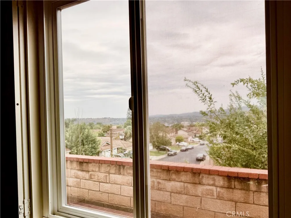8451 E Foothill Street Anaheim Hills, CA 92808