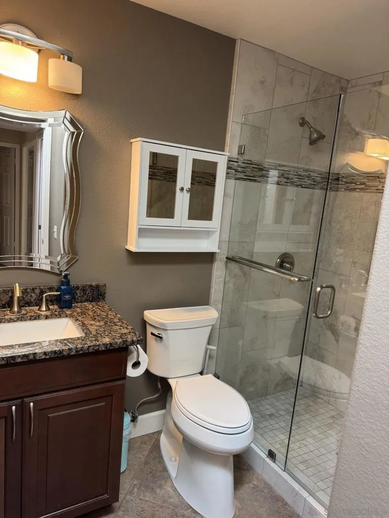 4878 Galicia Way Oceanside, CA 92056