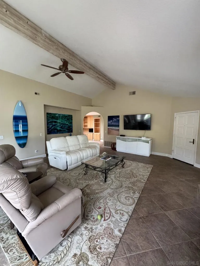 4878 Galicia Way Oceanside, CA 92056