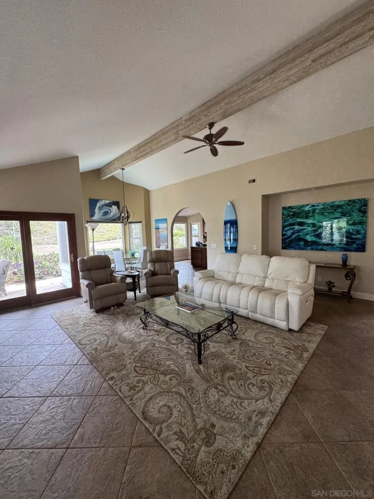 4878 Galicia Way Oceanside, CA 92056