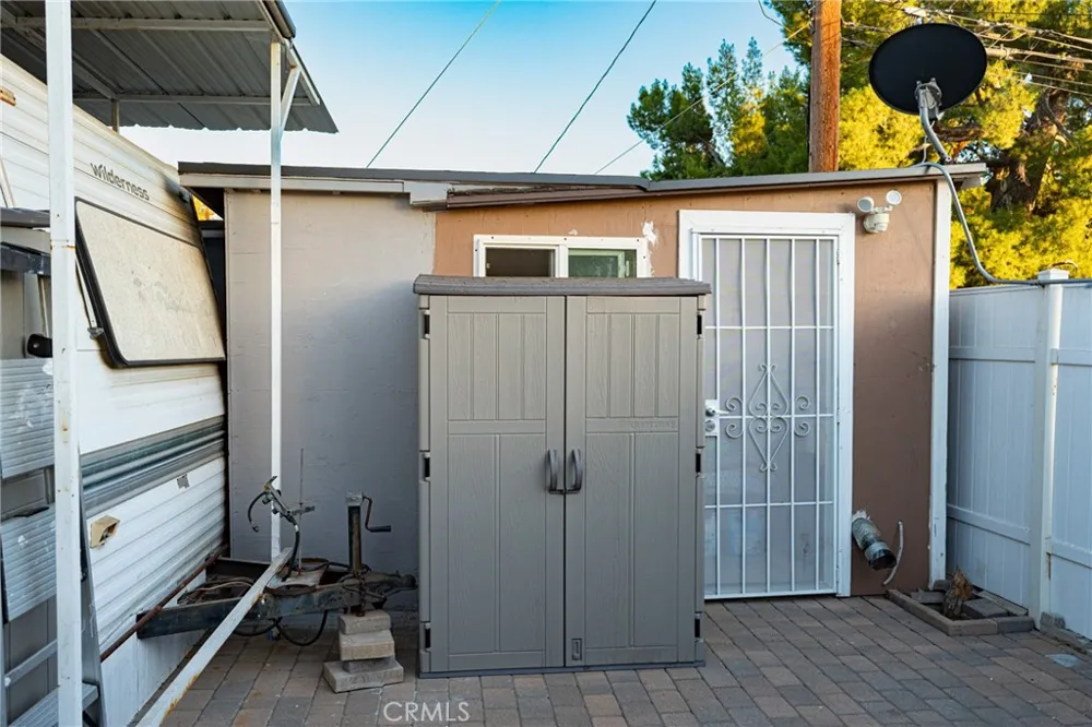 13150 Aztec Sylmar, CA 91342