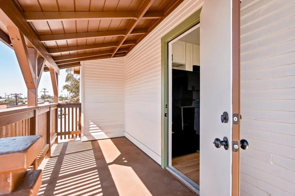 2645 E 18th Street National City, CA 91950