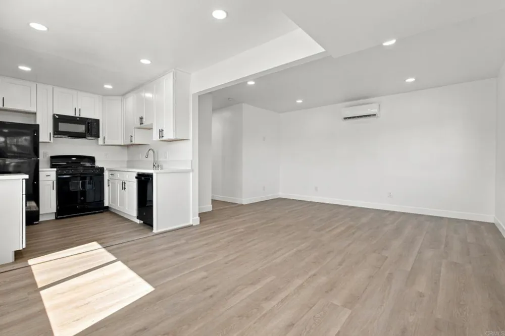 2645 E 18th Street National City, CA 91950