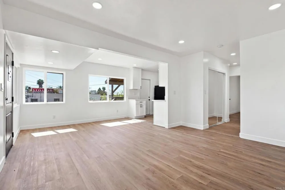2645 E 18th Street National City, CA 91950